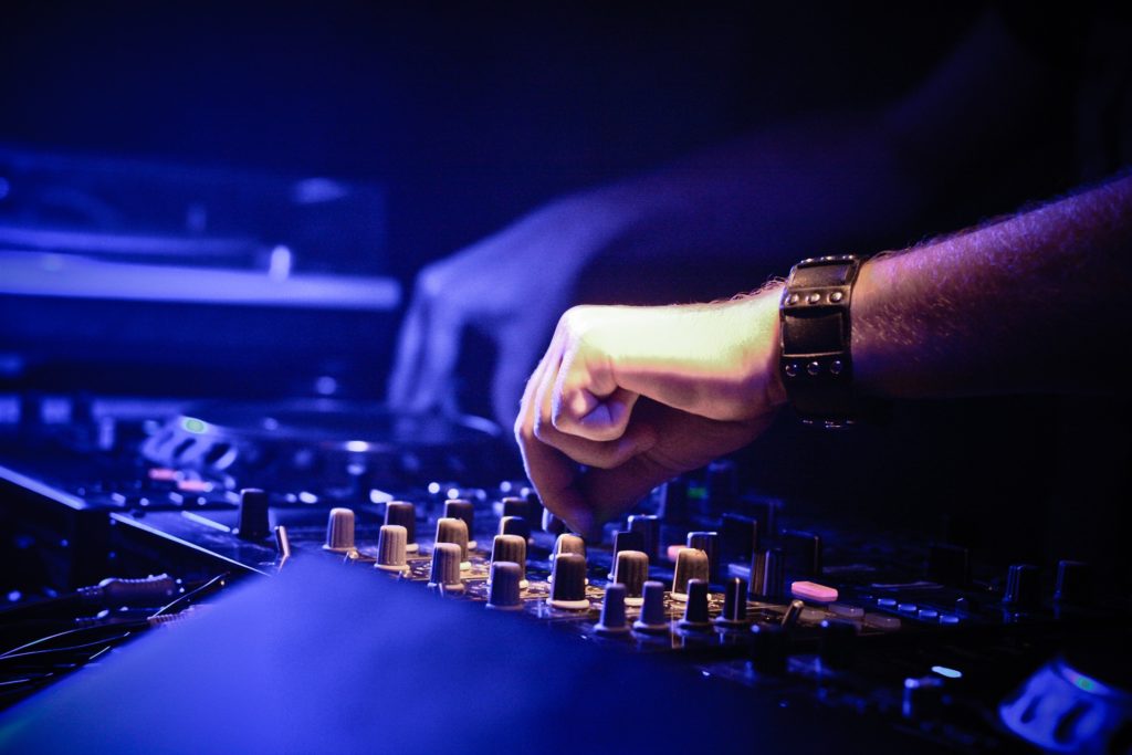 DJ Equipment für Anfänger